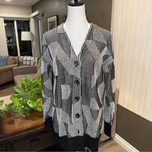 DKNY Black Gray White Geometric Logo V-neck Cardigan Small EUC